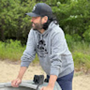 Meet your Posher, Dennis